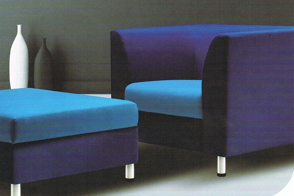 Visitor settees